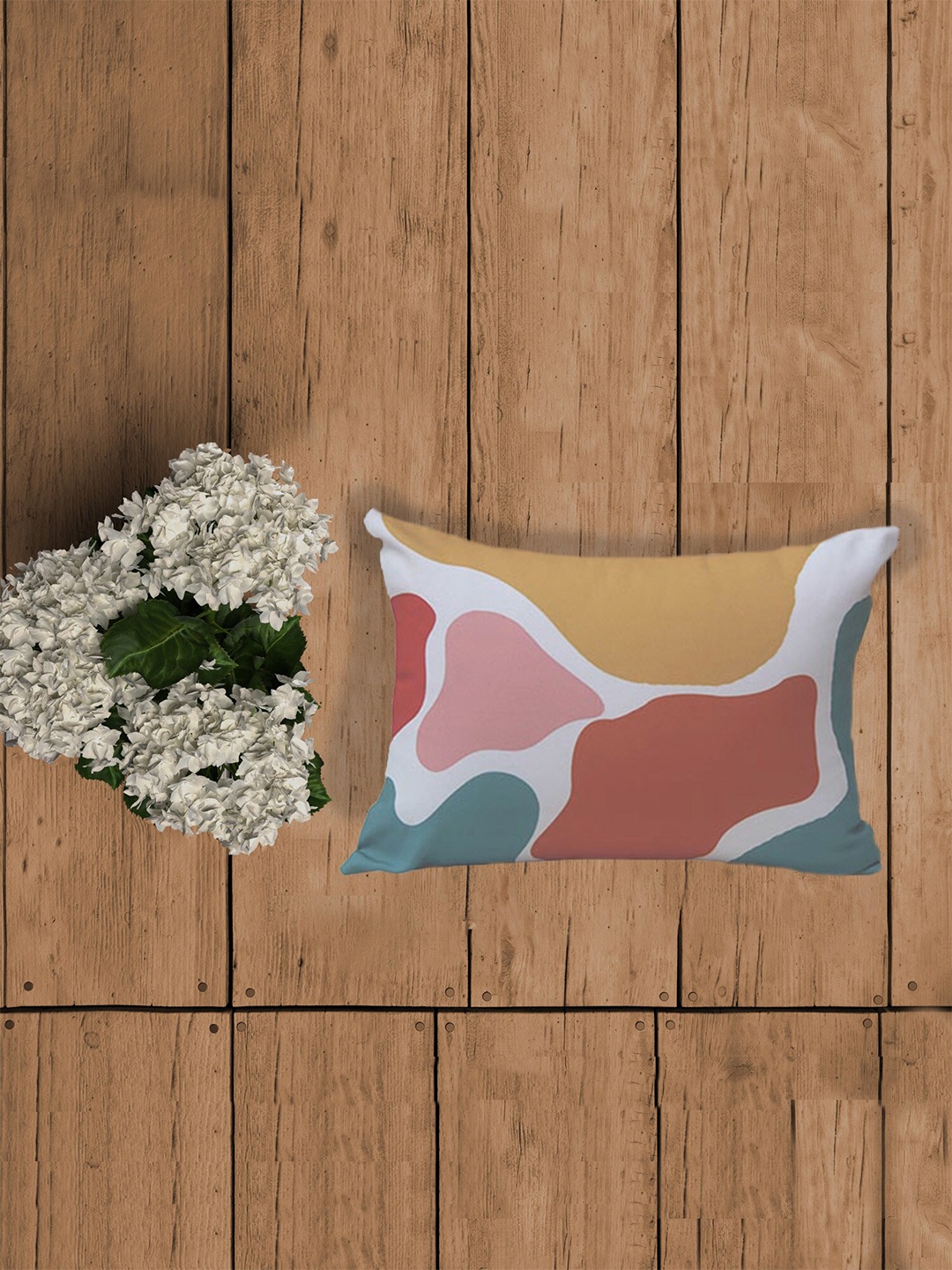 

ZEBA White & Grey Abstract Printed Rectangle Cushion Cover