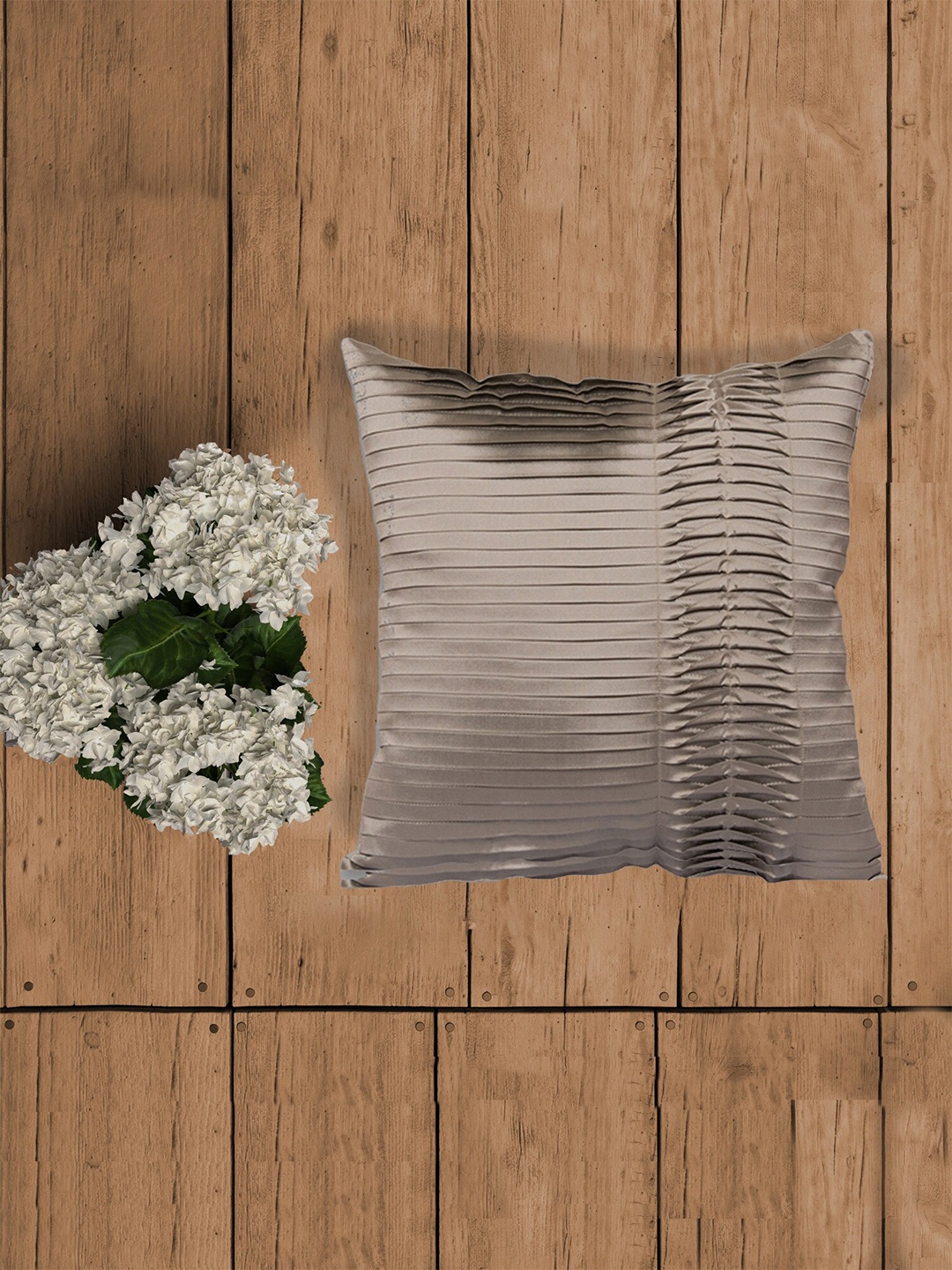 

ZEBA World Beige Pleated Square Cushion Cover