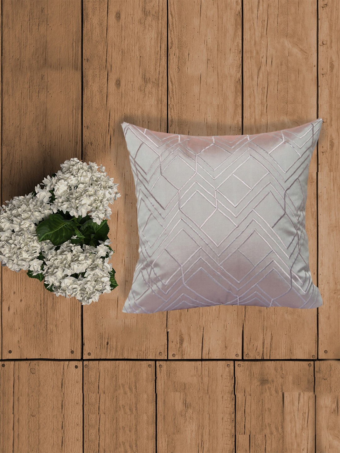 

ZEBA World Grey Geometric Square Cushion Cover