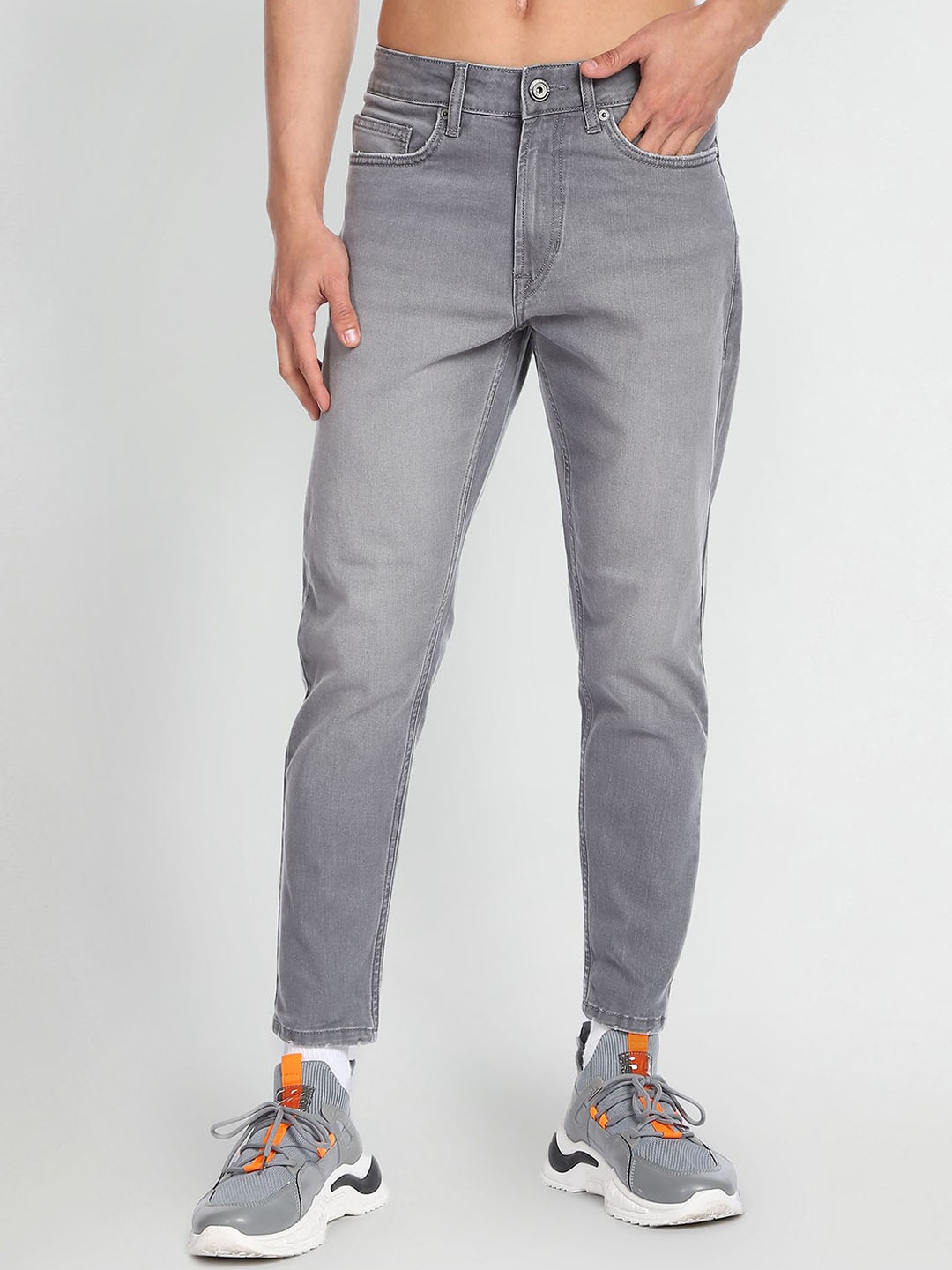 

Flying Machine Men Slim Fit Mid Rise Heavy Fade Stretchable Jeans, Grey
