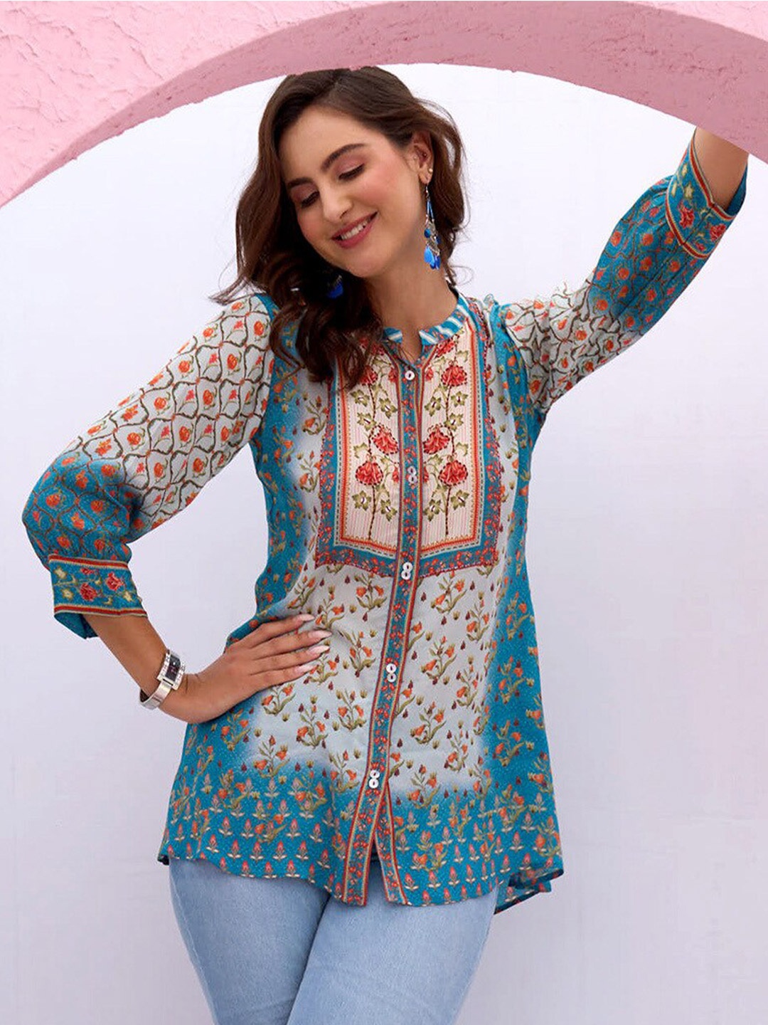 

ZOLA Blue & White Mandarin Collar Printed Tunic
