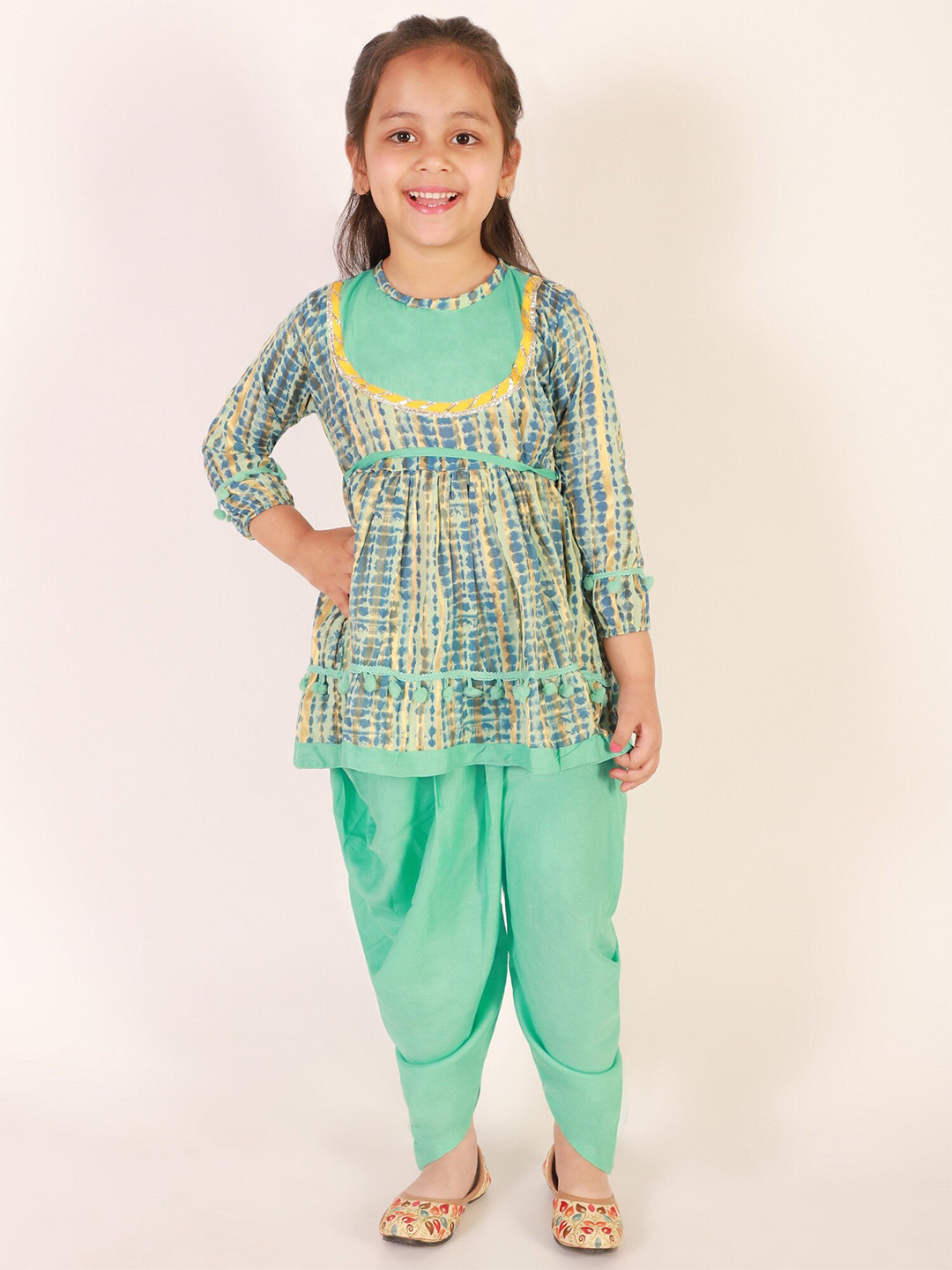 

Ameeha Girls Shibori Dyed Gotta Patti A-Line Pure Cotton Kurti With Dhoti Pants, Sea green