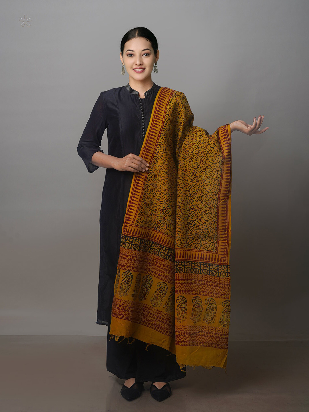 

Unnati Silks Ethnic Motifs Block Printed Pure Cotton Dupatta, Olive