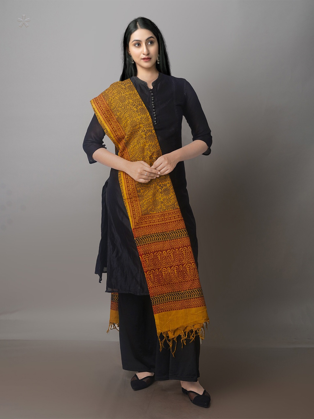 

Unnati Silks Ethnic Motifs Printed Pure Cotton Block Print Dupatta, Green