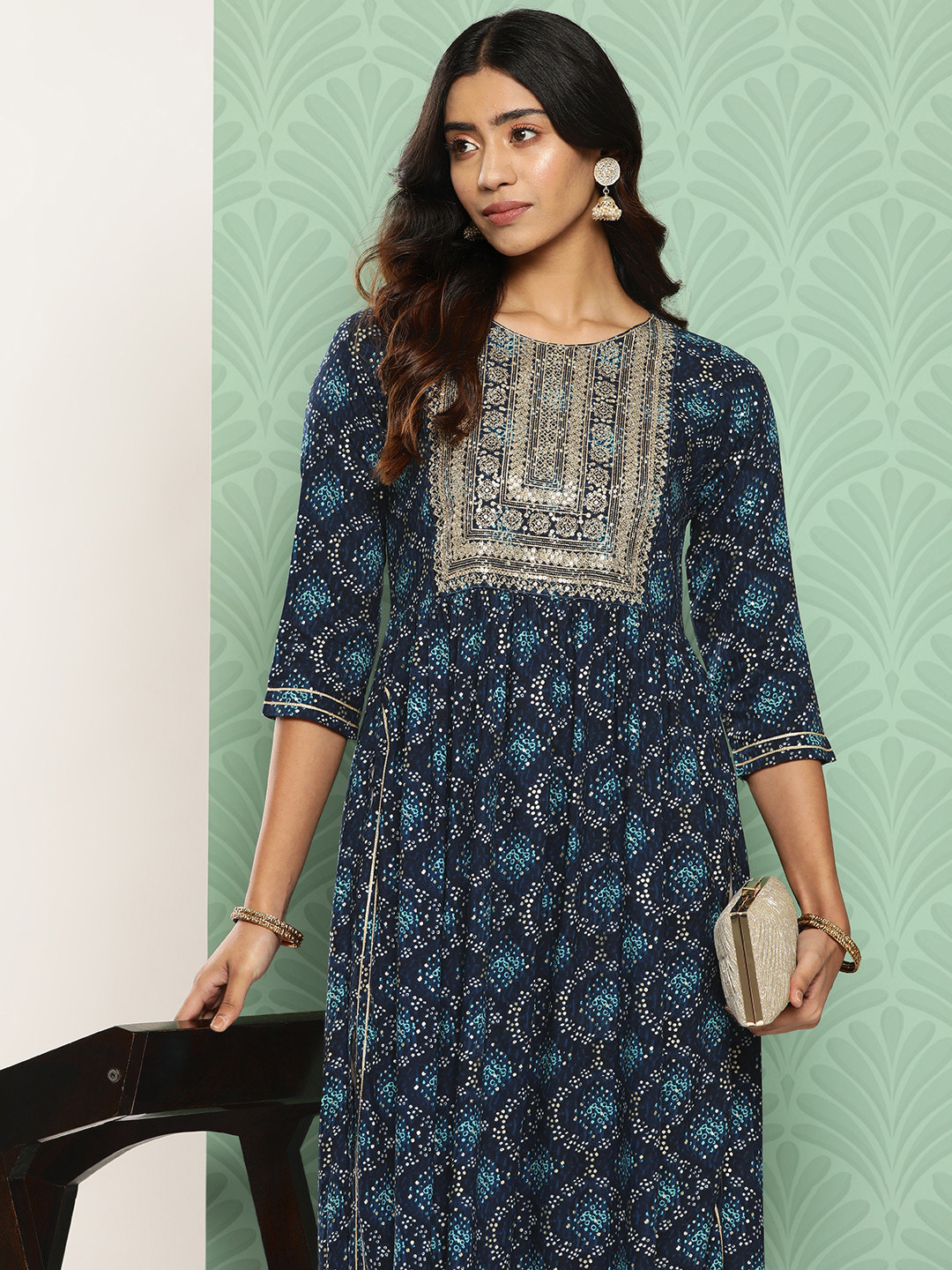 

Libas Bandhani Yoke Design High Slit Sequinned Kurta, Navy blue