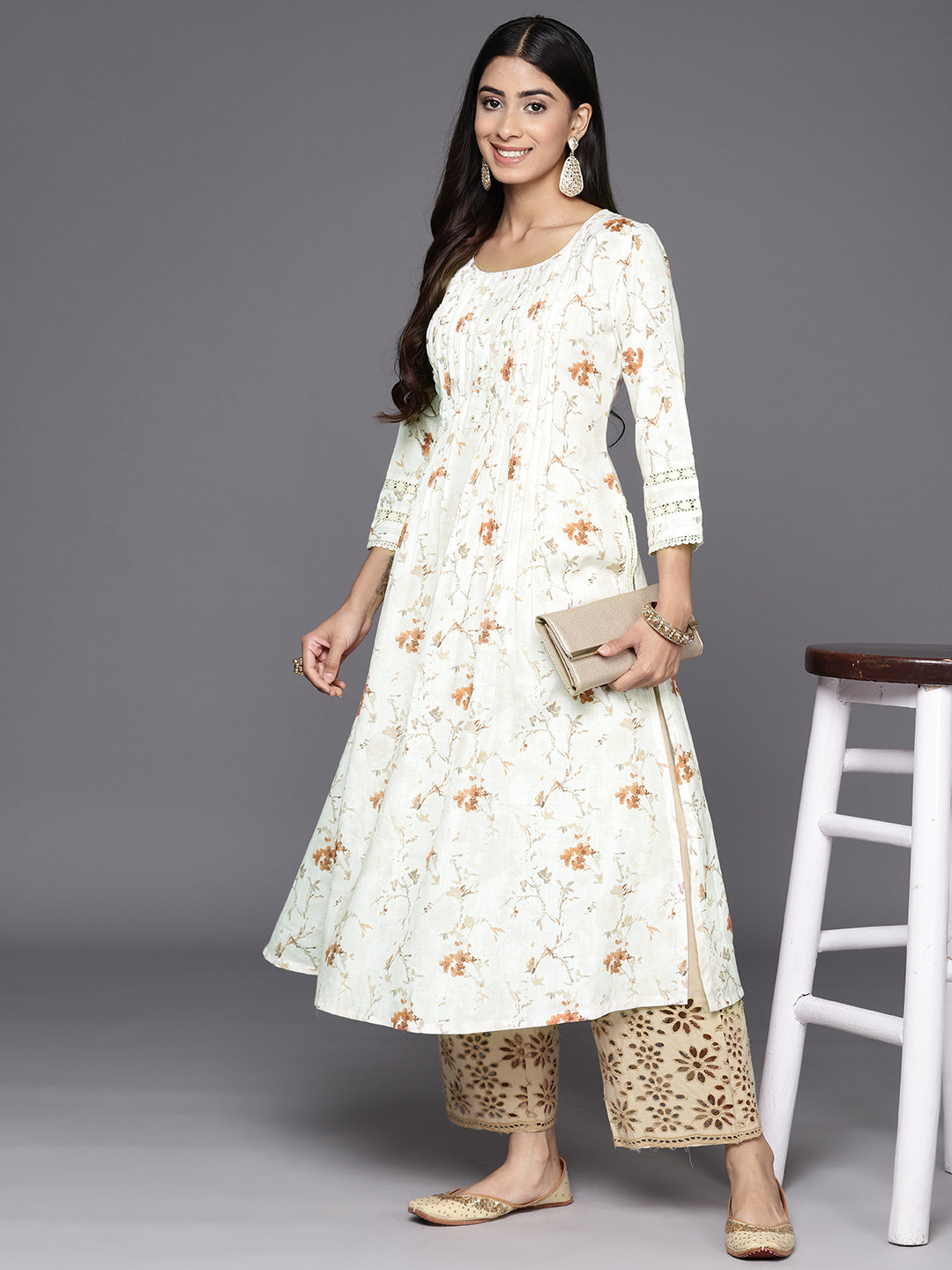 

Libas Women Off White & Pink Floral Embellished Kurta