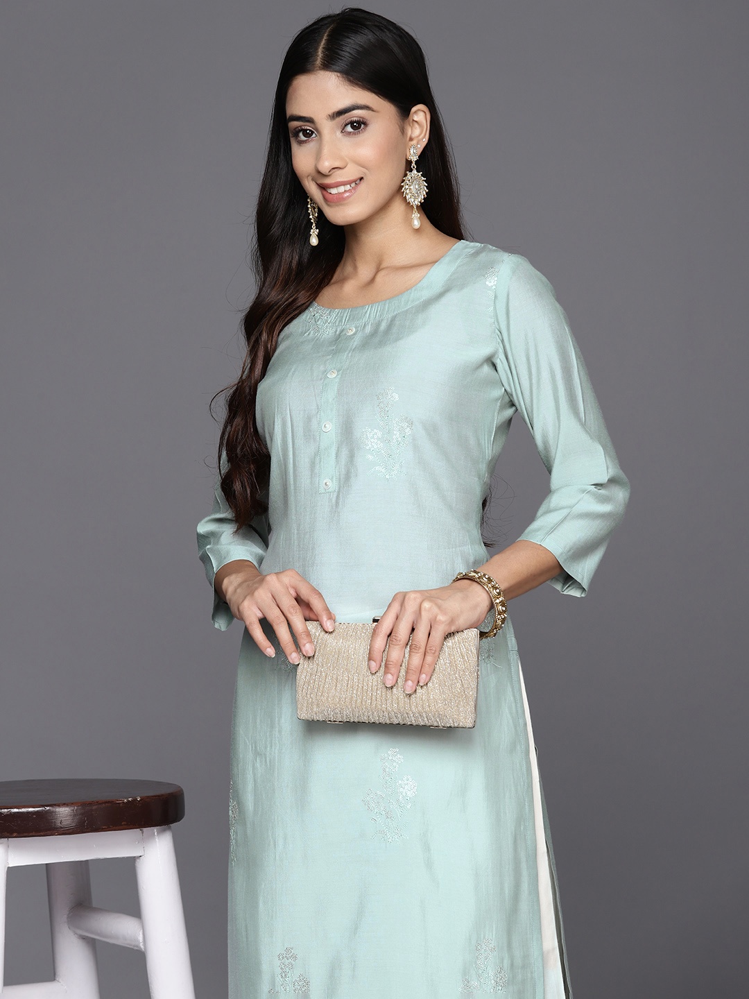 

Libas Floral Embellished Sequinned Kurta, Grey