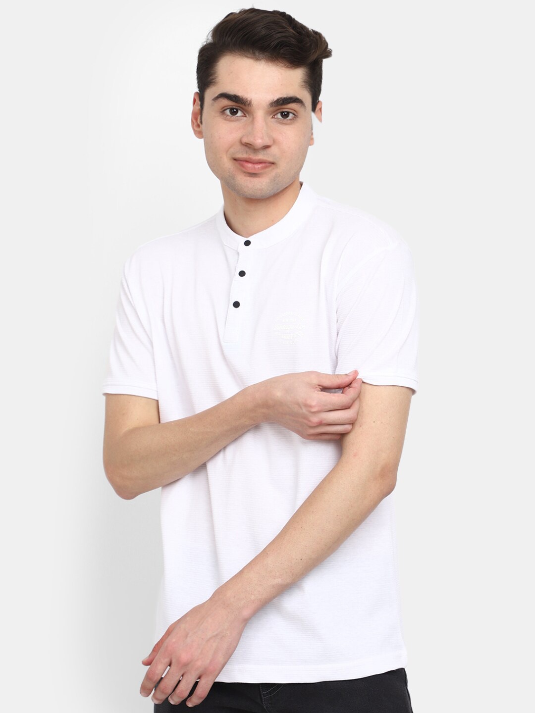 

V-Mart Henley Neck Polo Collar Short Sleeves T-shirt, White