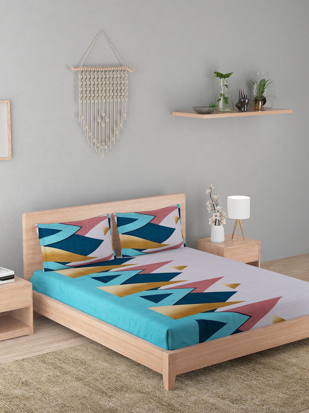 

A Homes Grace Beige & Blue Geometric 210 TC Queen Bedsheet with 2 Pillow Covers
