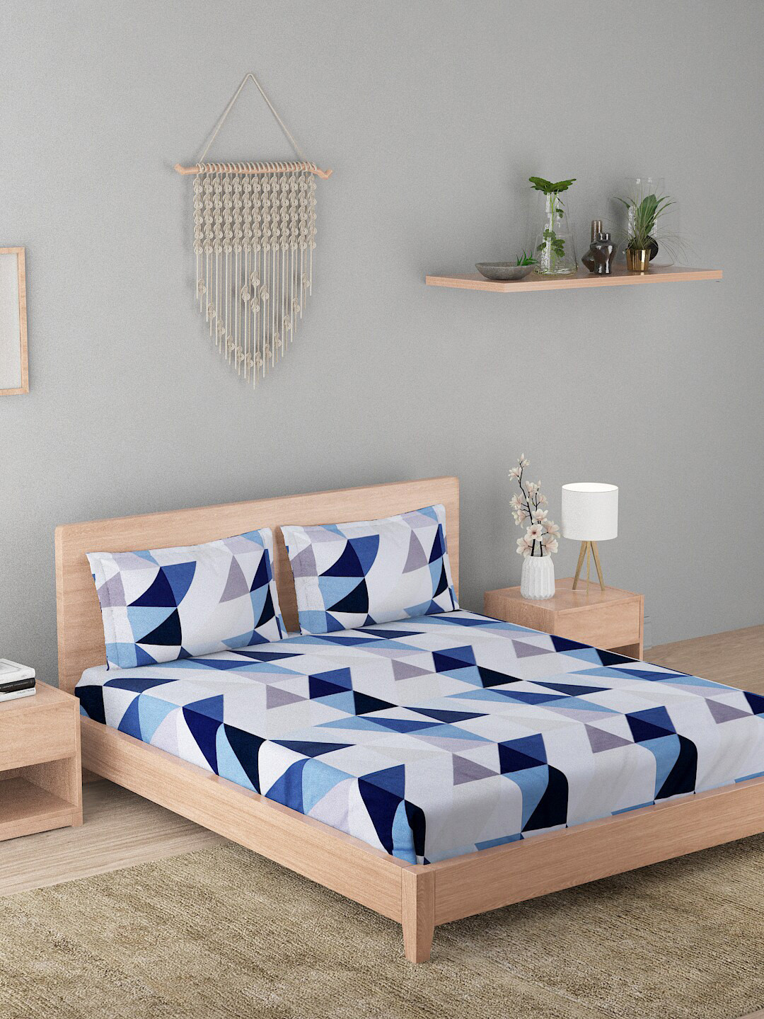 

A Homes Grace White & Blue Geometric 210 TC Queen Bedsheet with 2 Pillow Covers