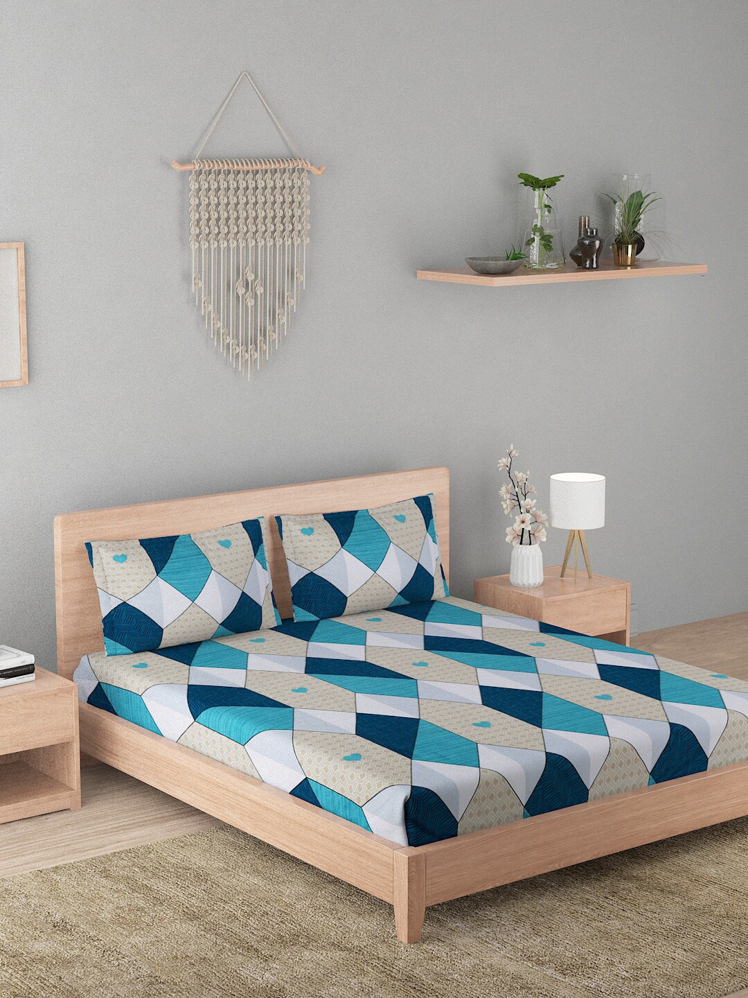

A Homes Grace Beige & Blue Geometric 210 TC Queen Bedsheet with 2 Pillow Covers