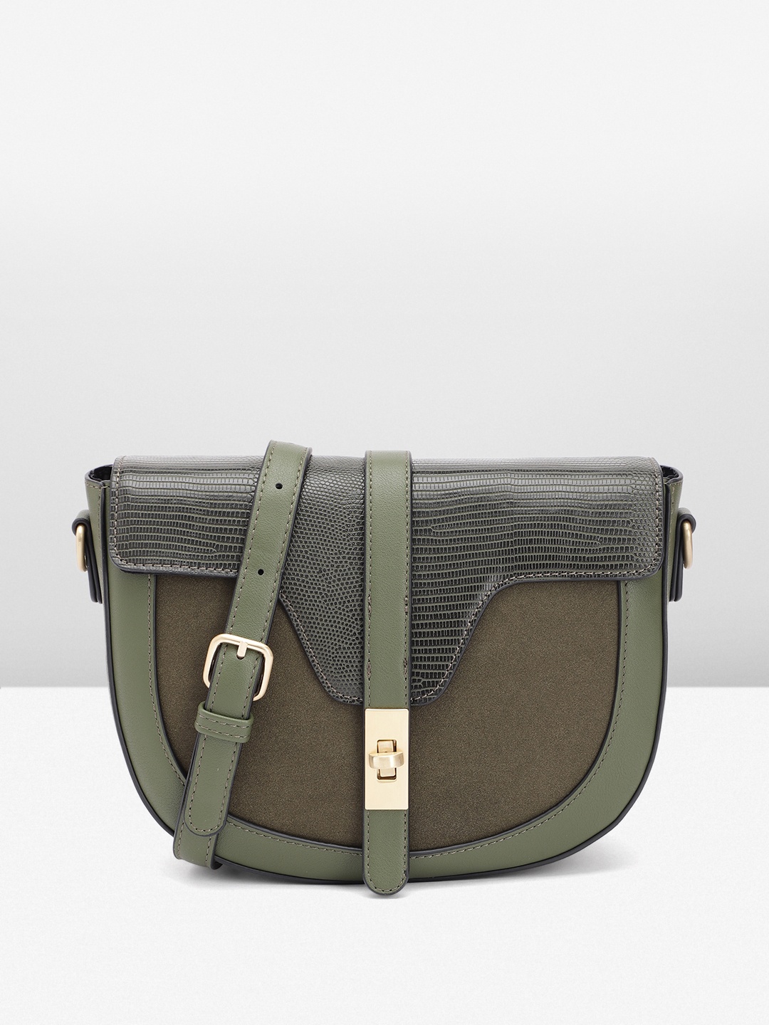 

Van Heusen Textured Sling Bag, Green