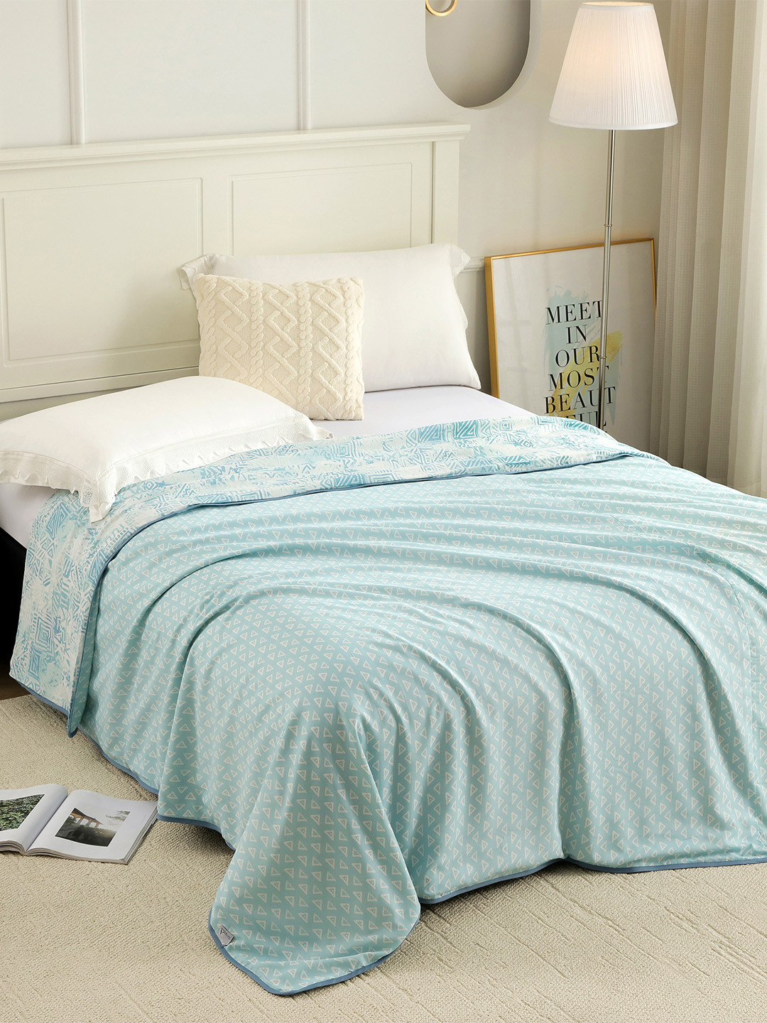 Story@home White & Blue Printed AC Room 150 GSM Reversible Cotton Double Bed Dohar