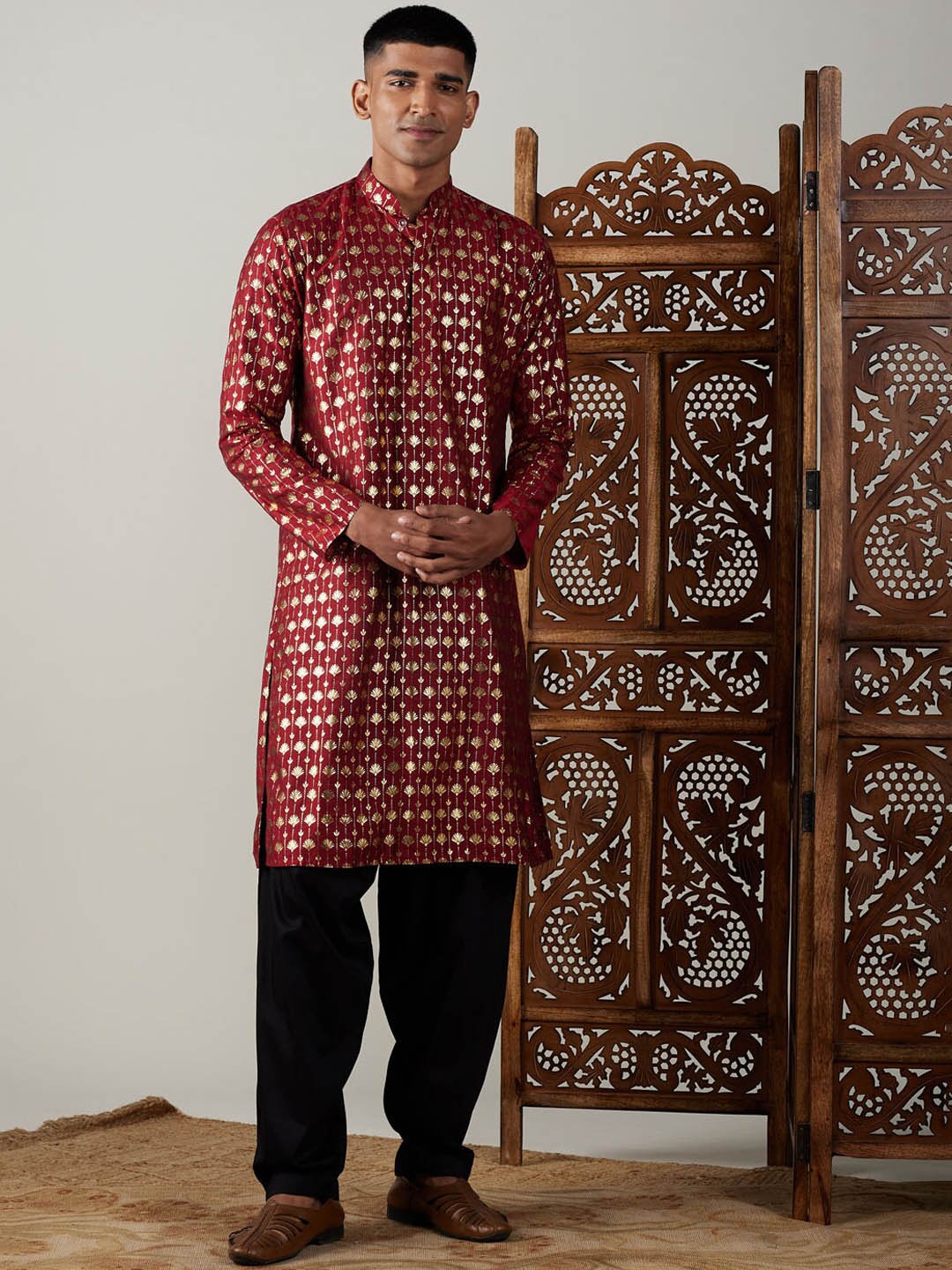 

VASTRAMAY Ethnic Motifs Printed Mandarin Collar Kurta With Pyjamas, Maroon