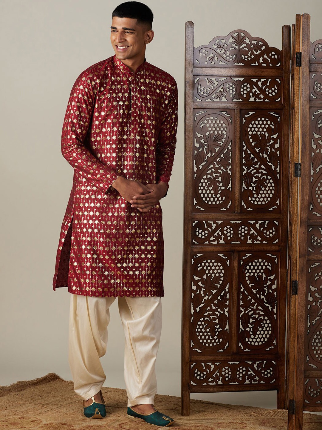 

VASTRAMAY Ethnic Motifs Printed Straight Kurta with Patiala, Maroon