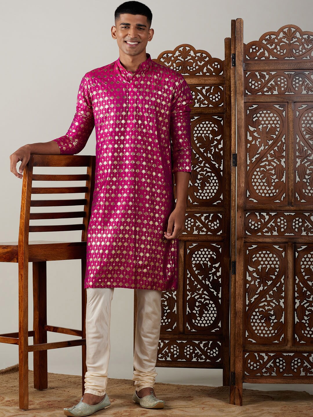 

VASTRAMAY Ethnic Motifs Printed Mandarin Collar Kurta With Churidar, Magenta
