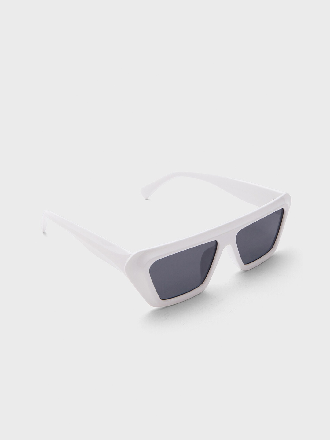 

20Dresses Women White & Black Rectangular Full Rim Sunglasses