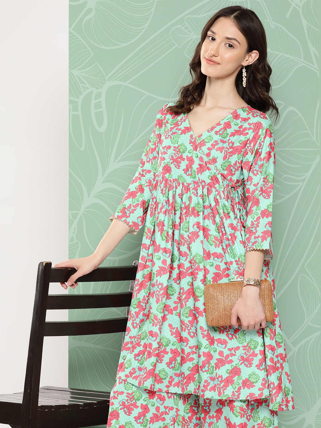 

Janasya Women Floral Printed Angrakha Gotta Patti Co-Ord Set, Green