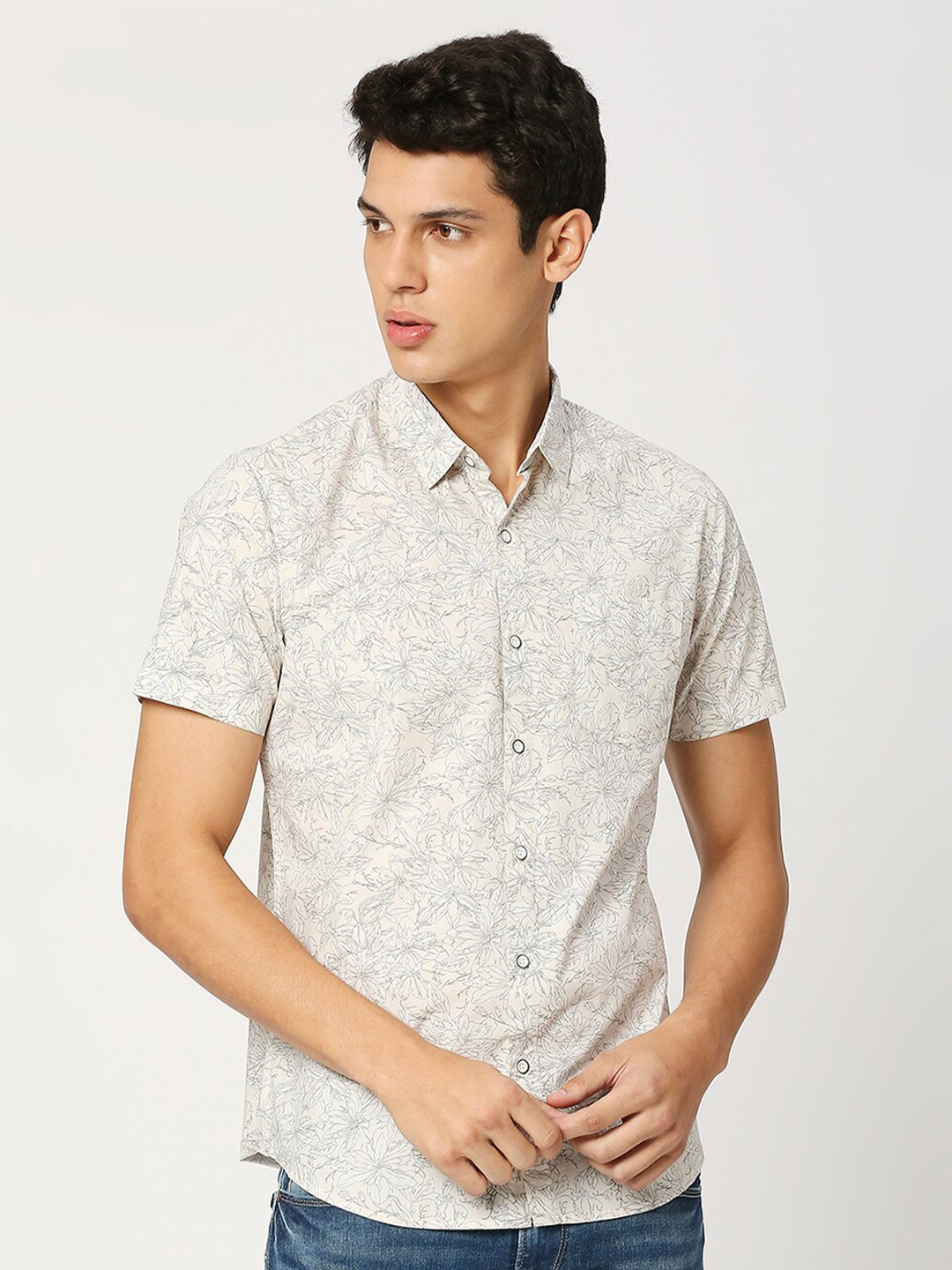 

VALEN CLUB Floral Printed Slim Fit Pure Cotton Casual Shirt, Cream