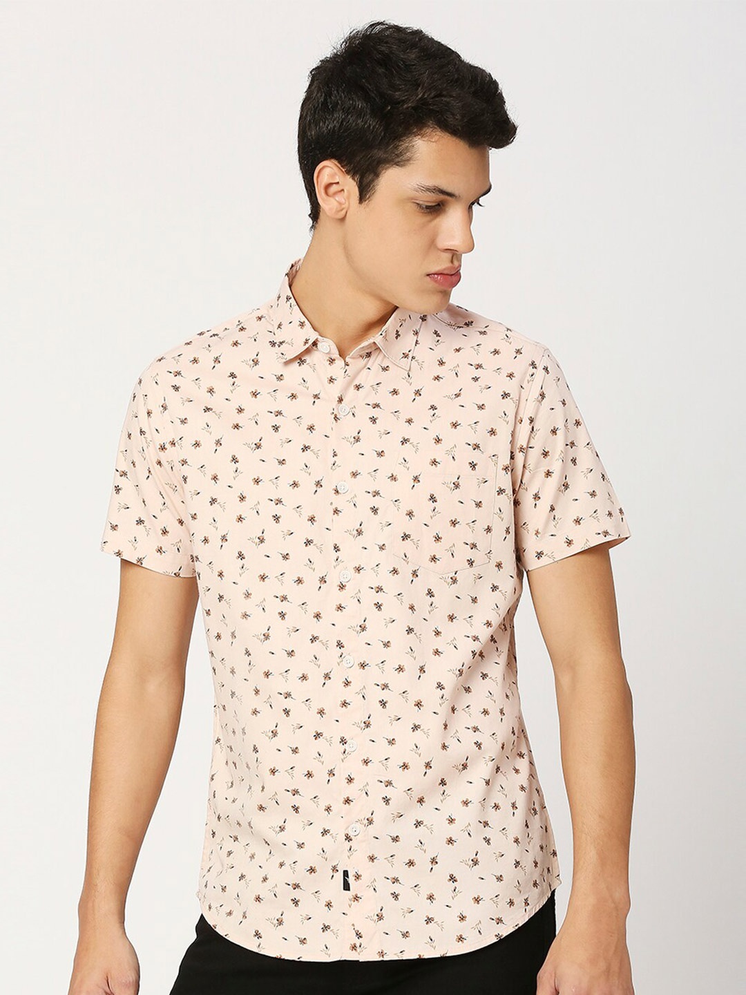 

VALEN CLUB Floral Printed Slim Fit Pure Cotton Casual Shirt, Peach