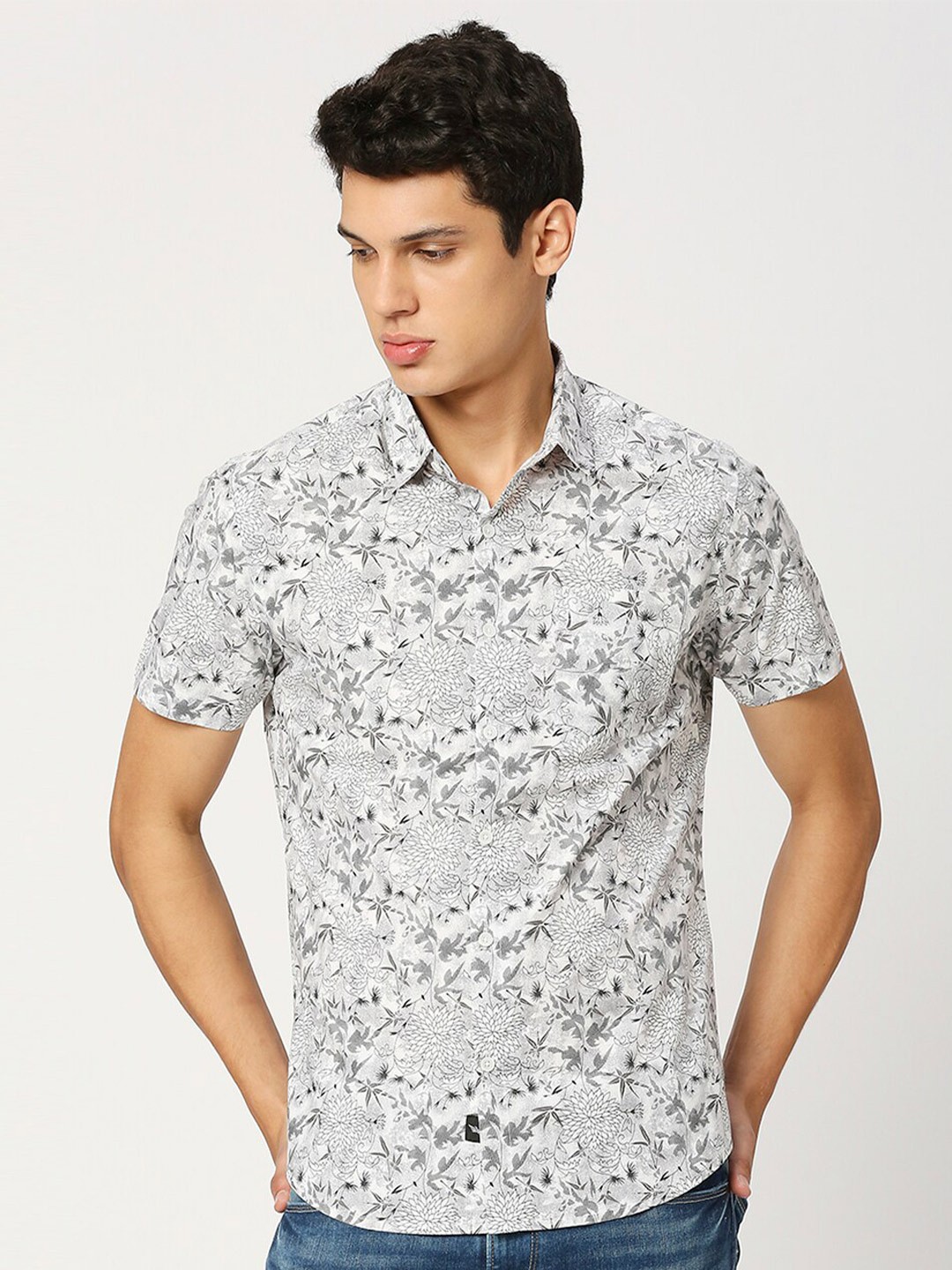 

VALEN CLUB Floral Printed Slim Fit Pure Cotton Casual Shirt, Grey