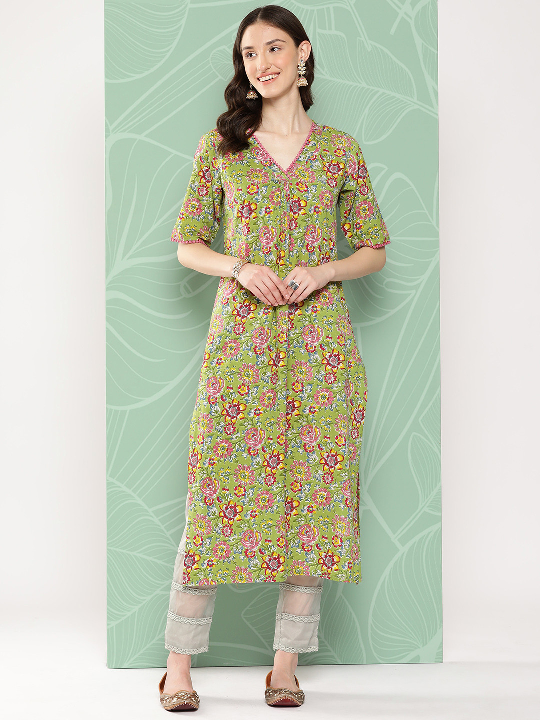 

Janasya Women Green Floral Printed Floral Kurta
