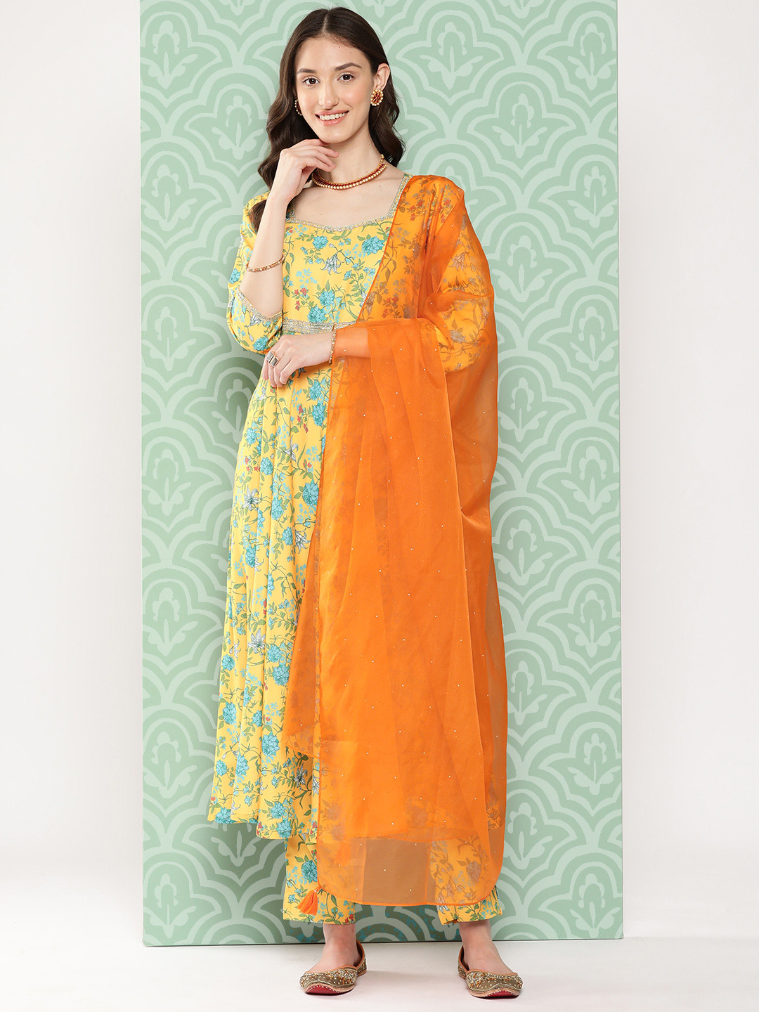 

Janasya Women Yellow Floral Printed Kurta with Trousers & With Dupatta