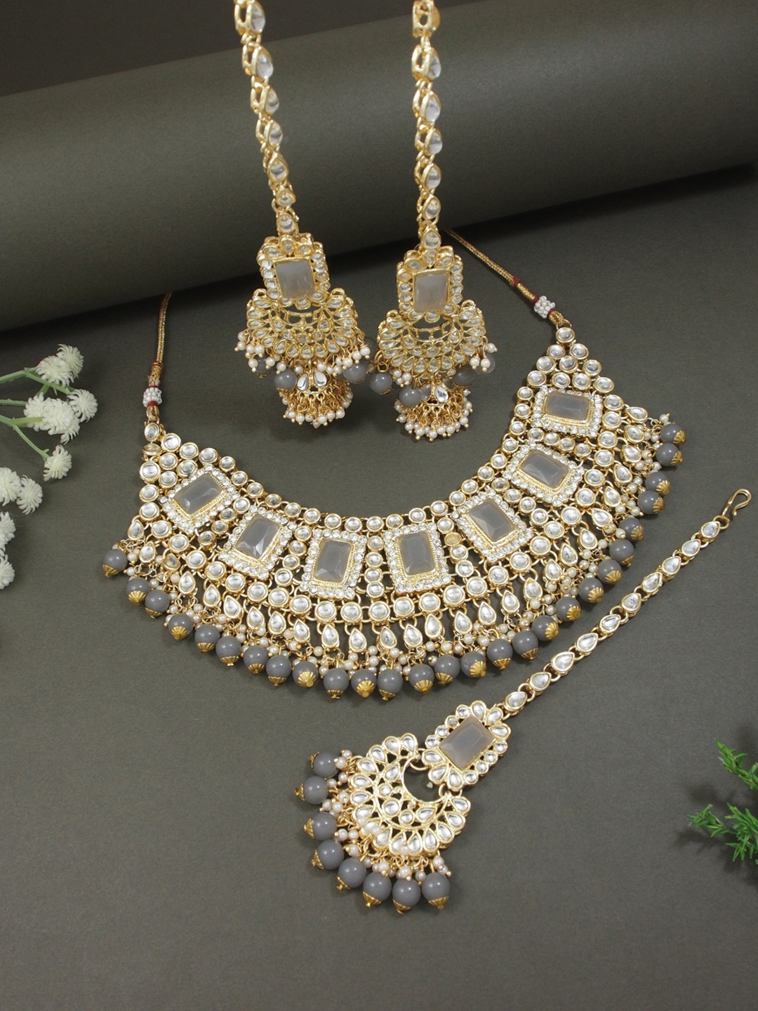

I Jewels Women Gold Plated Kundan Studded & Pearls Beaded Jewellery Set