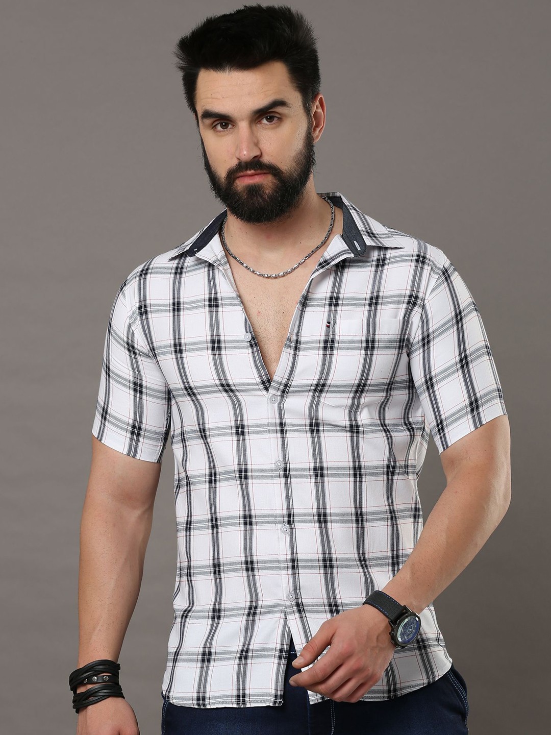 

CAZZBA Windowpane Checked Spread Collar Short Sleeves Casual Shirt, White
