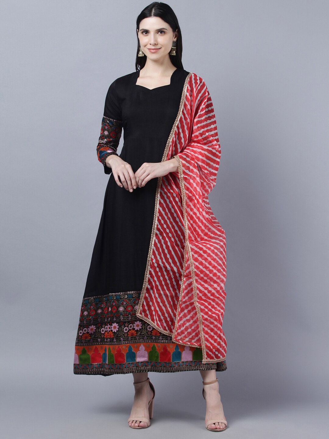 

Myshka Ethnic Motifs Embroidered Maxi Ethnic Dress With Dupatta, Black