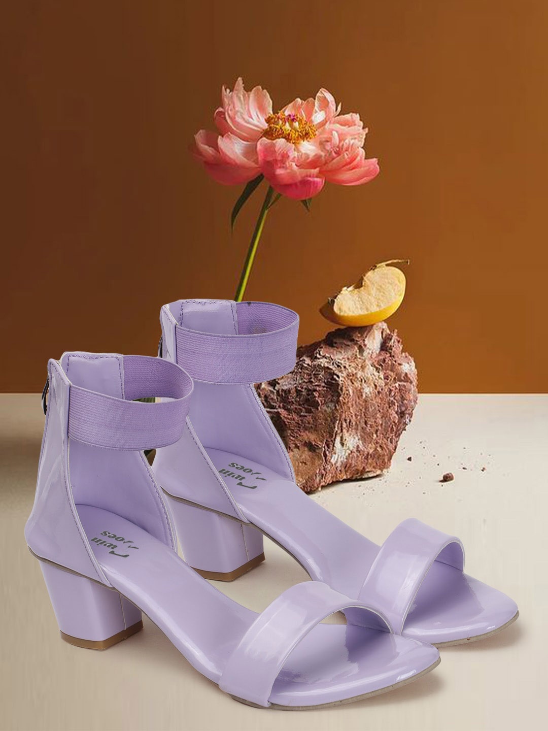 

TWIN TOES Open Toe Block Heels With Ankle Loop & Zip Detail, Lavender