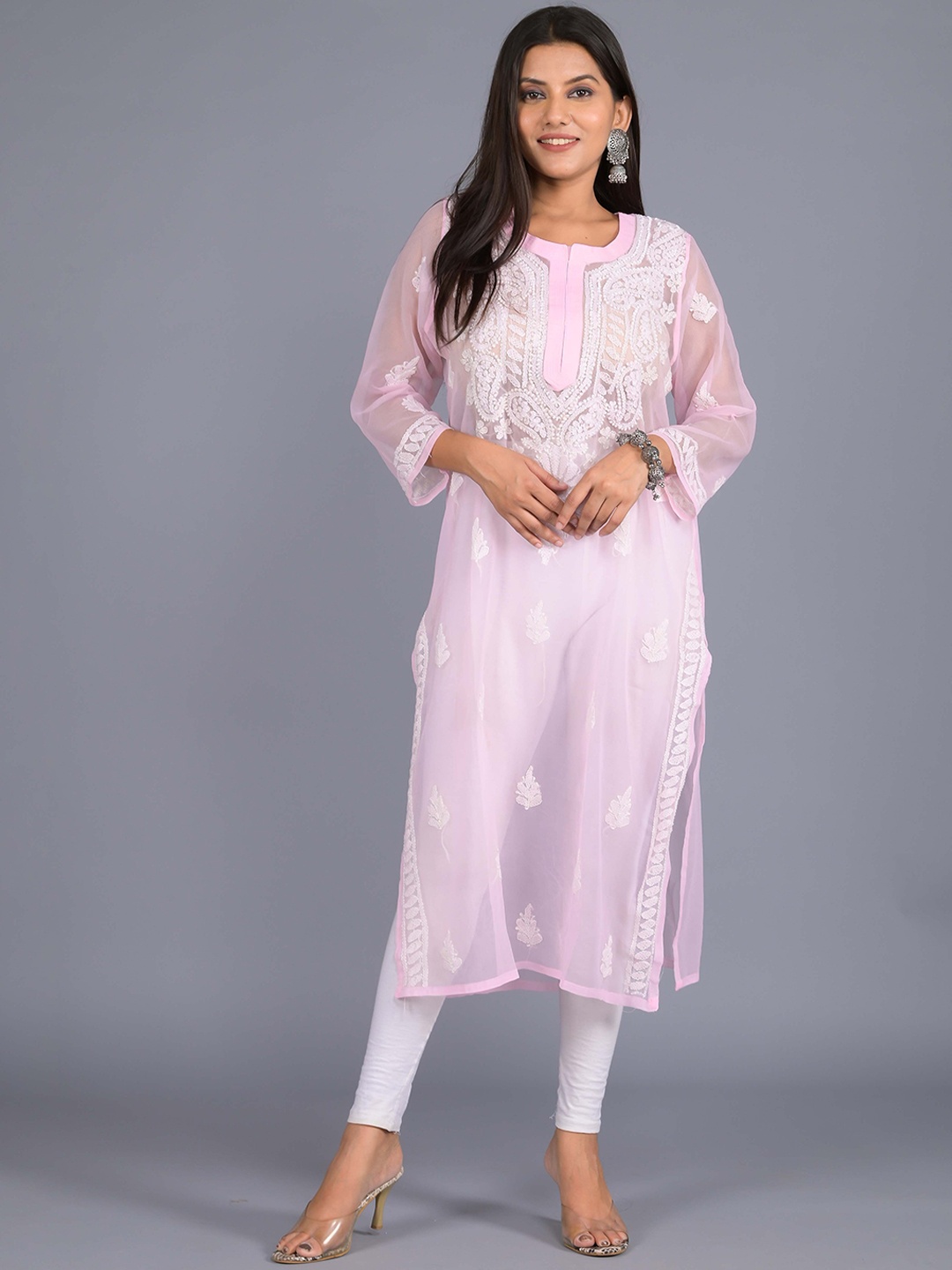 

SHOOLIN Ethnic Motifs Embroidered Chikankari Georgette Kurta, Pink