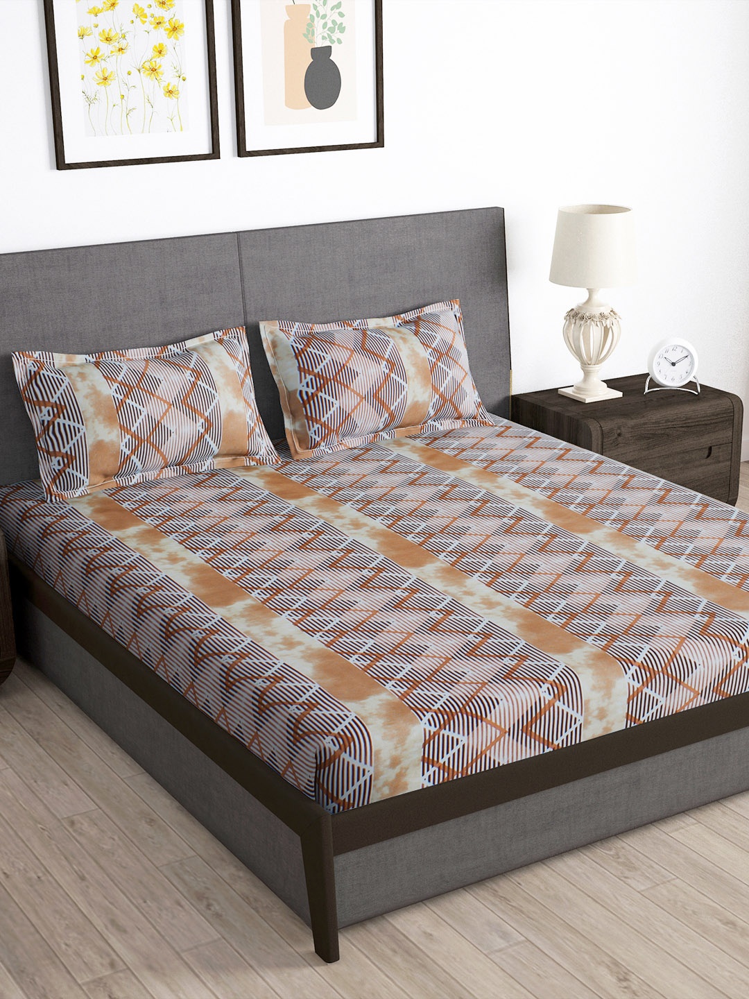 

Story@home Arena Brown & White Printed 180 TC Queen Bedsheet & 2 Pillow Covers