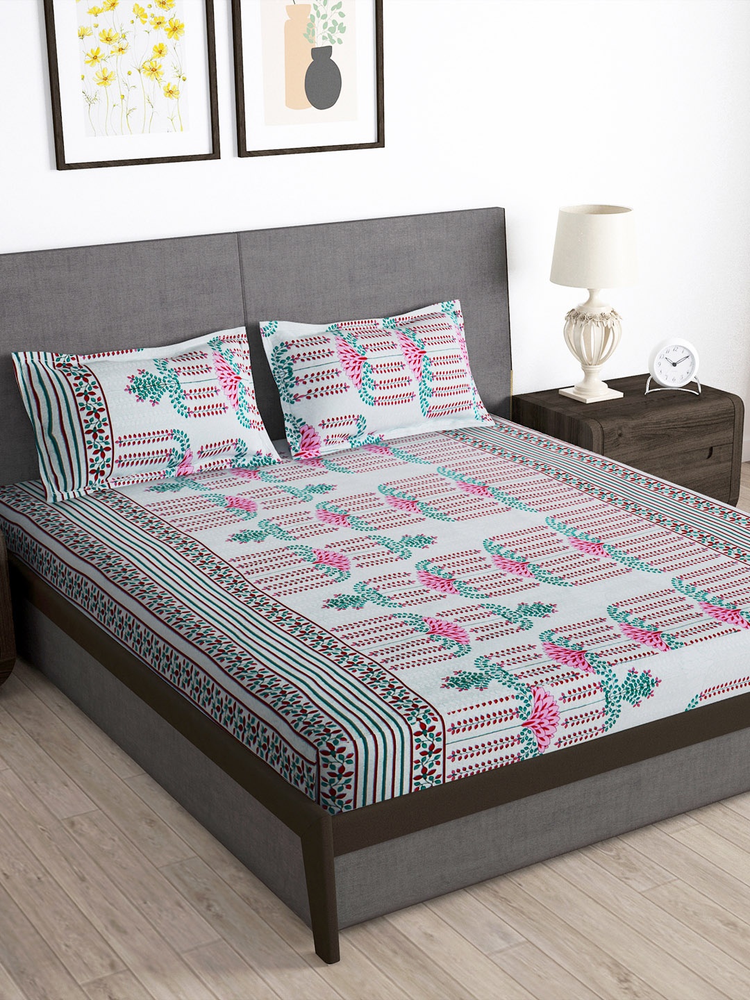 

Story@home Arena Off White & Pink Printed 180 TC Queen Bedsheet & 2 Pillow Covers