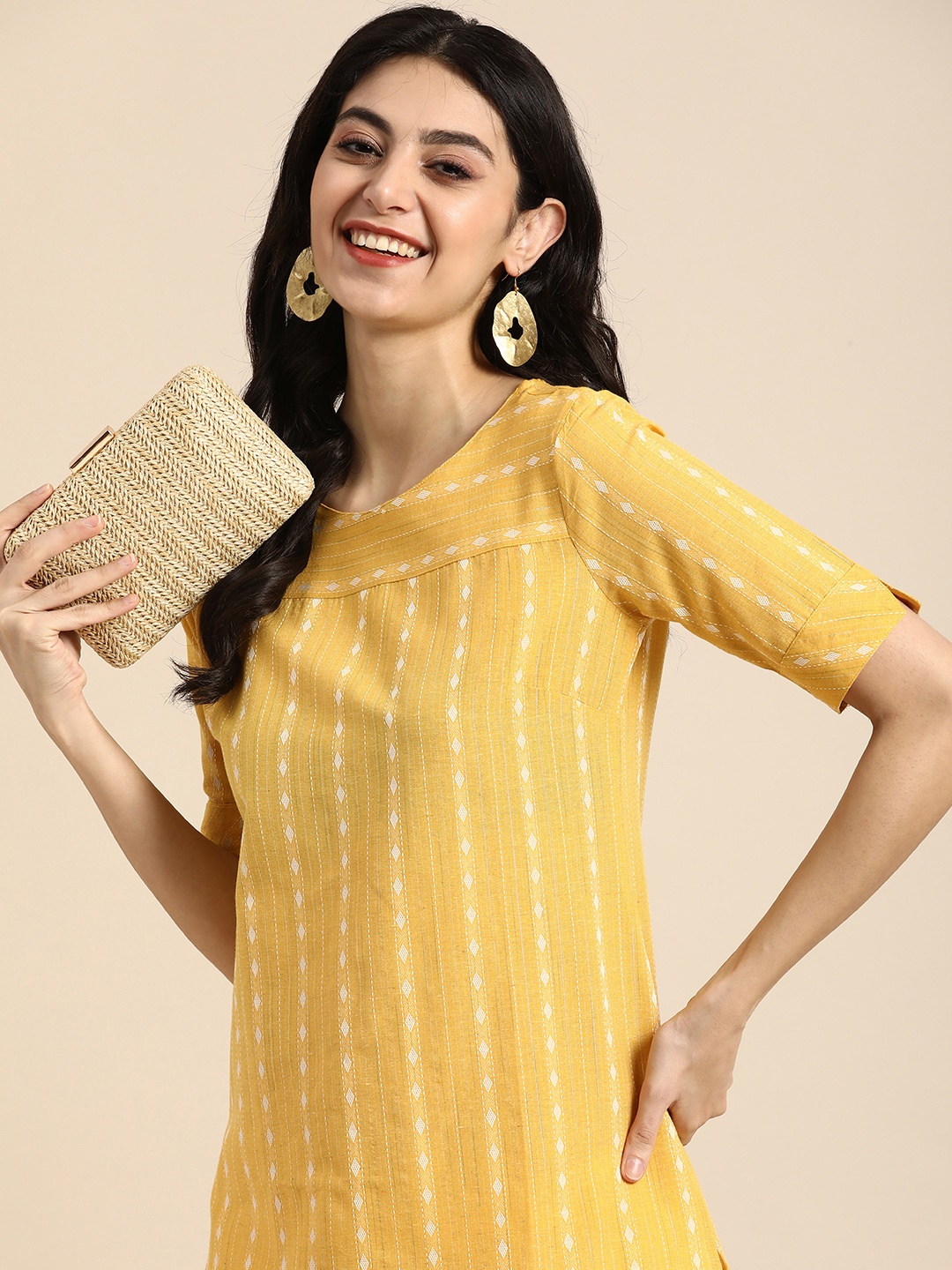 

Anouk Striped Dobby Kurta, Yellow