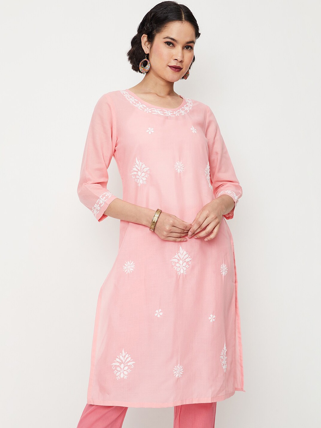 

max Floral Embroidered Thread Work Kurta, Pink