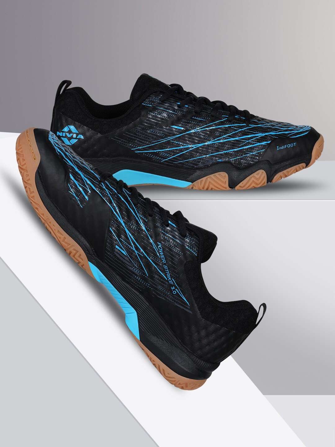 

NIVIA Men Powerstrike 3.0 Badminton Shoes, Black
