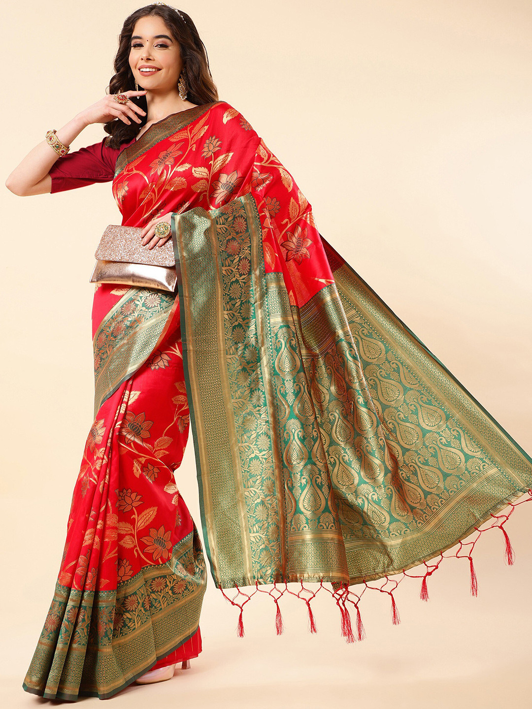 

TEREZA Floral Pure Silk Kanjeevaram Zari Saree With Blouse Piece, Red