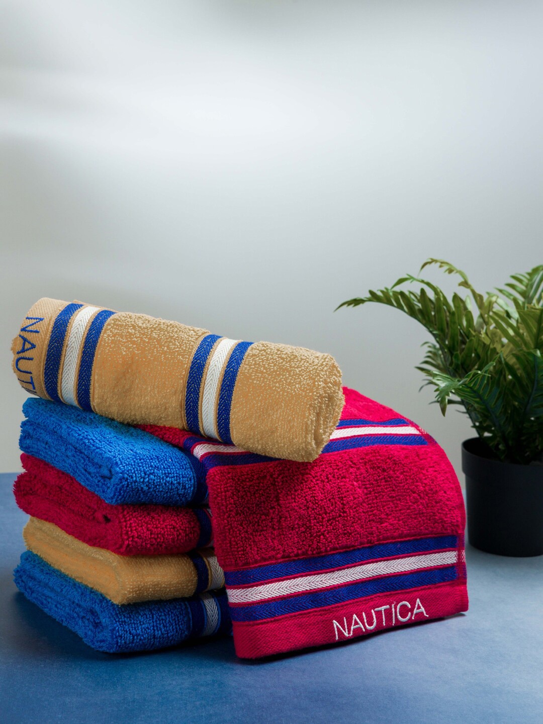 

Nautica Burgundy & Beige 6 Pieces Pure Cotton Zero Twist 500GSM Hand Towels