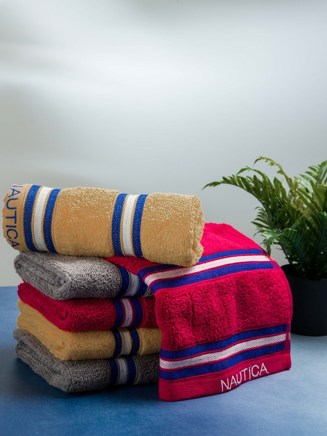 

Nautica Burgundy & Beige 6 Pieces Pure Cotton Zero Twist 500GSM Hand Towels