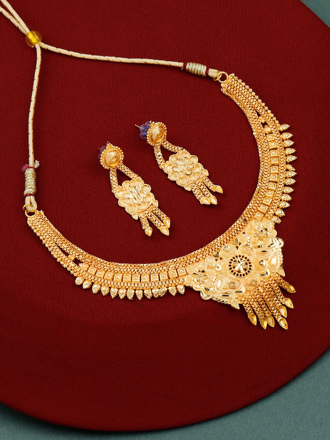 

Silver Shine Gold-Plated Traditional Jewellery Set