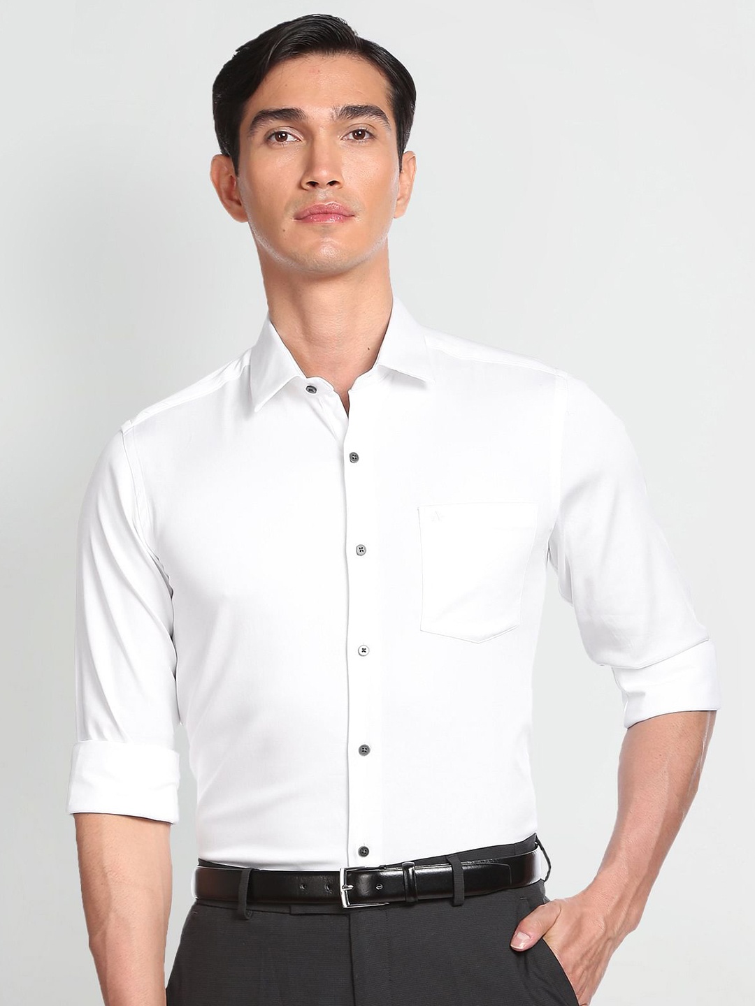 

Arrow Spread Collar Slim Fit Cotton Casual Shirt, White