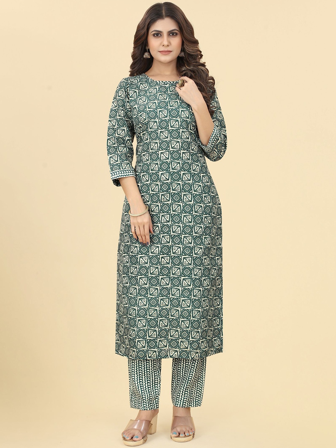 

KALINI Geometric Printed Regular Kurta With Trousers, Sea green