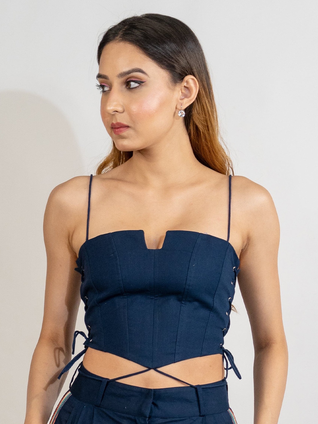 

POPPI Waist Tie-Ups Linen Crop Tube Top, Navy blue