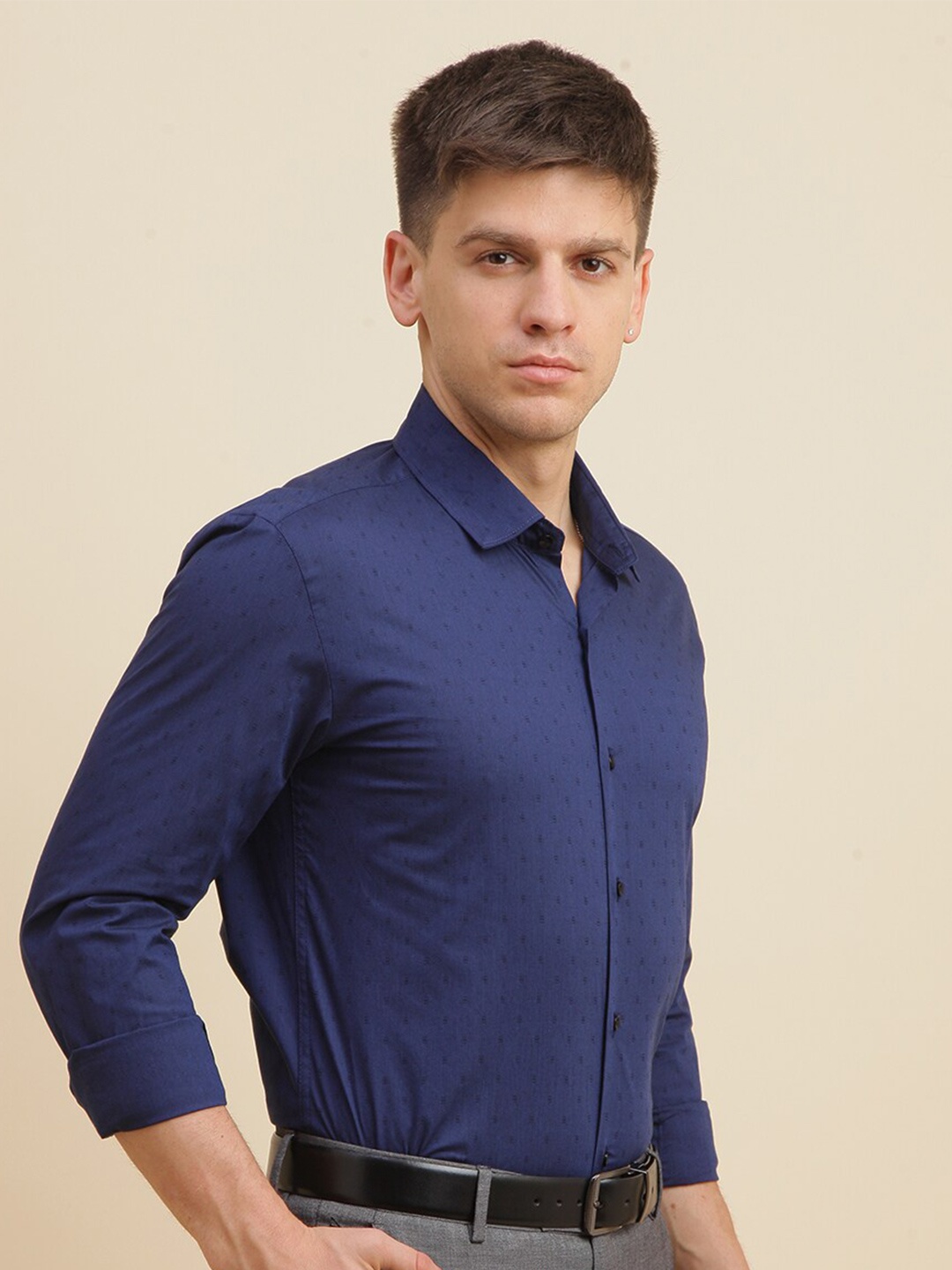 

FOGA Micro Printed Slim Fit Pure Cotton Casual Shirt, Navy blue