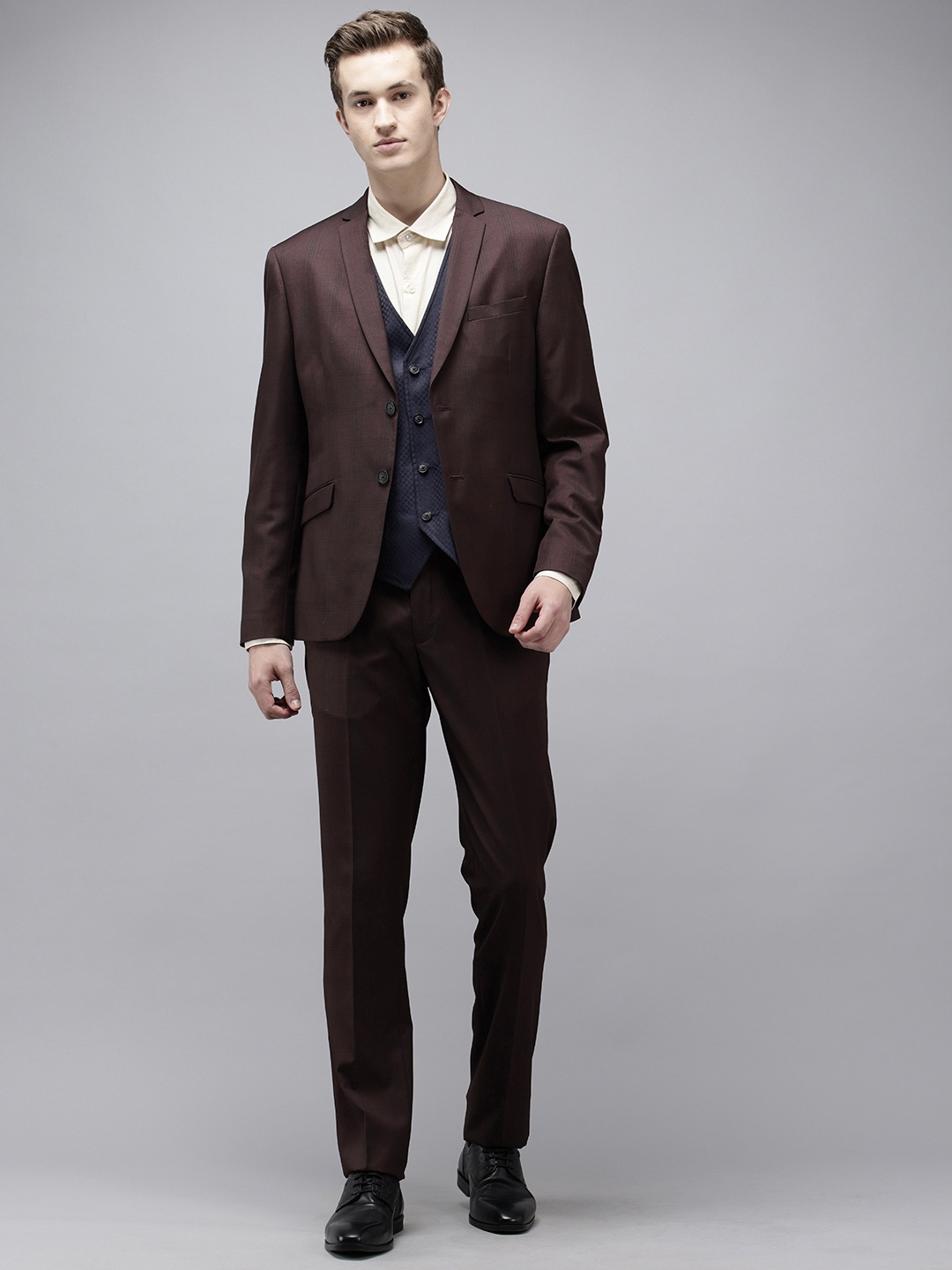 

Van Heusen Skinny Fit Single-Breasted Three-Piece Formal Suit, Brown