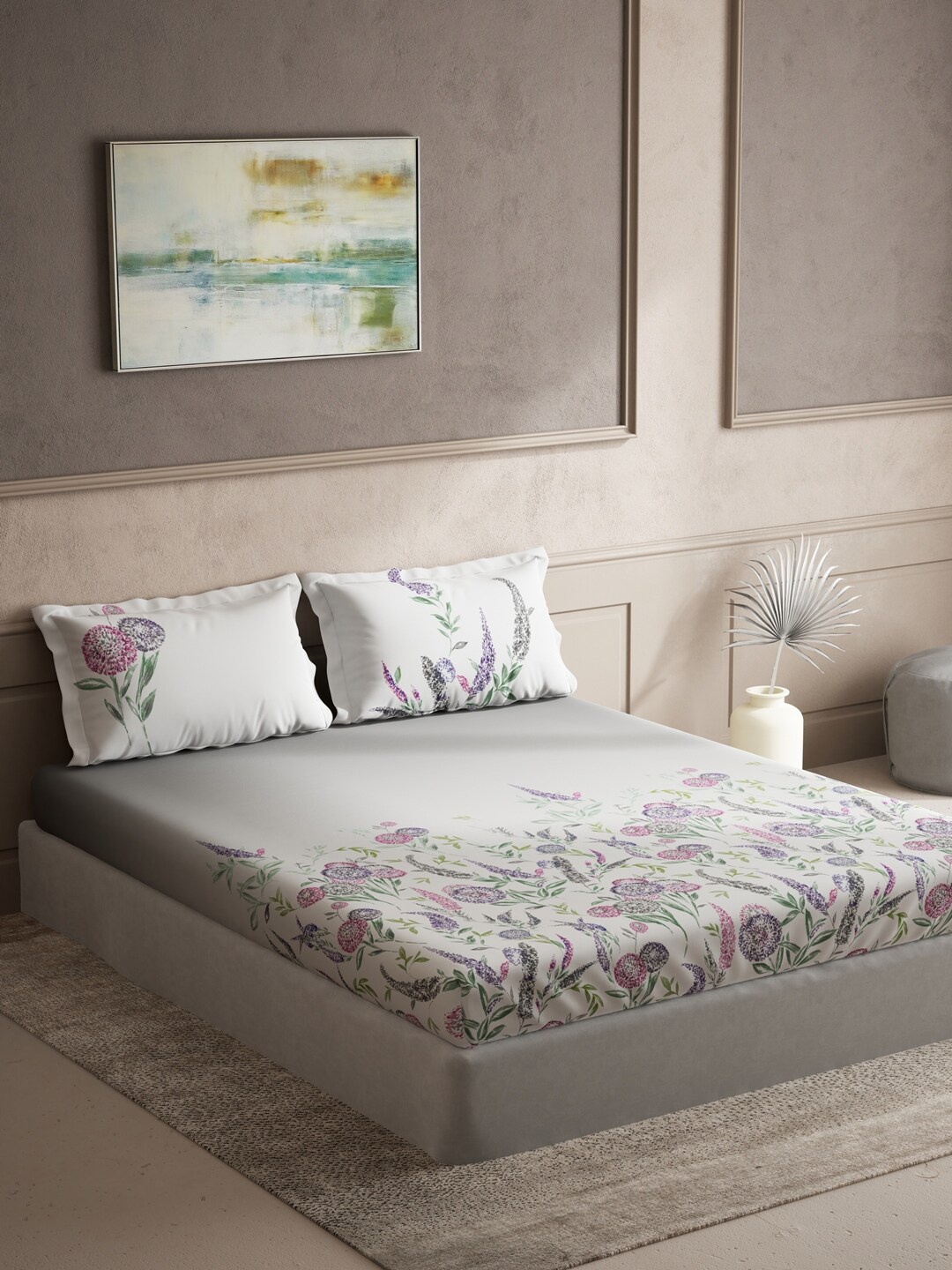 

DDecor Live Beautiful Grey & Purple Floral 144 TC Cotton Queen Bedsheet & 2 Pillow Covers