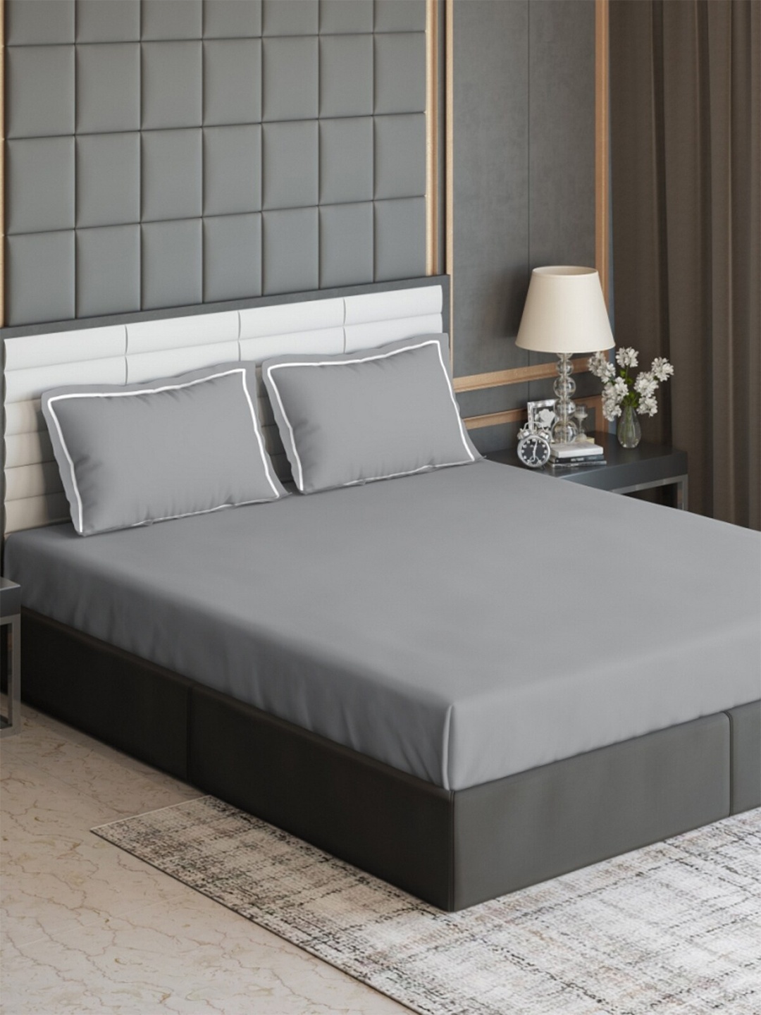 

DDecor Live Beautiful Grey 300 TC Cotton King Bedsheet With 2 Pillow Covers