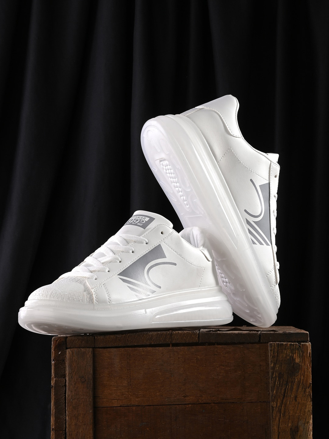 

SPYKAR Men Printed Basics Sneakers, White