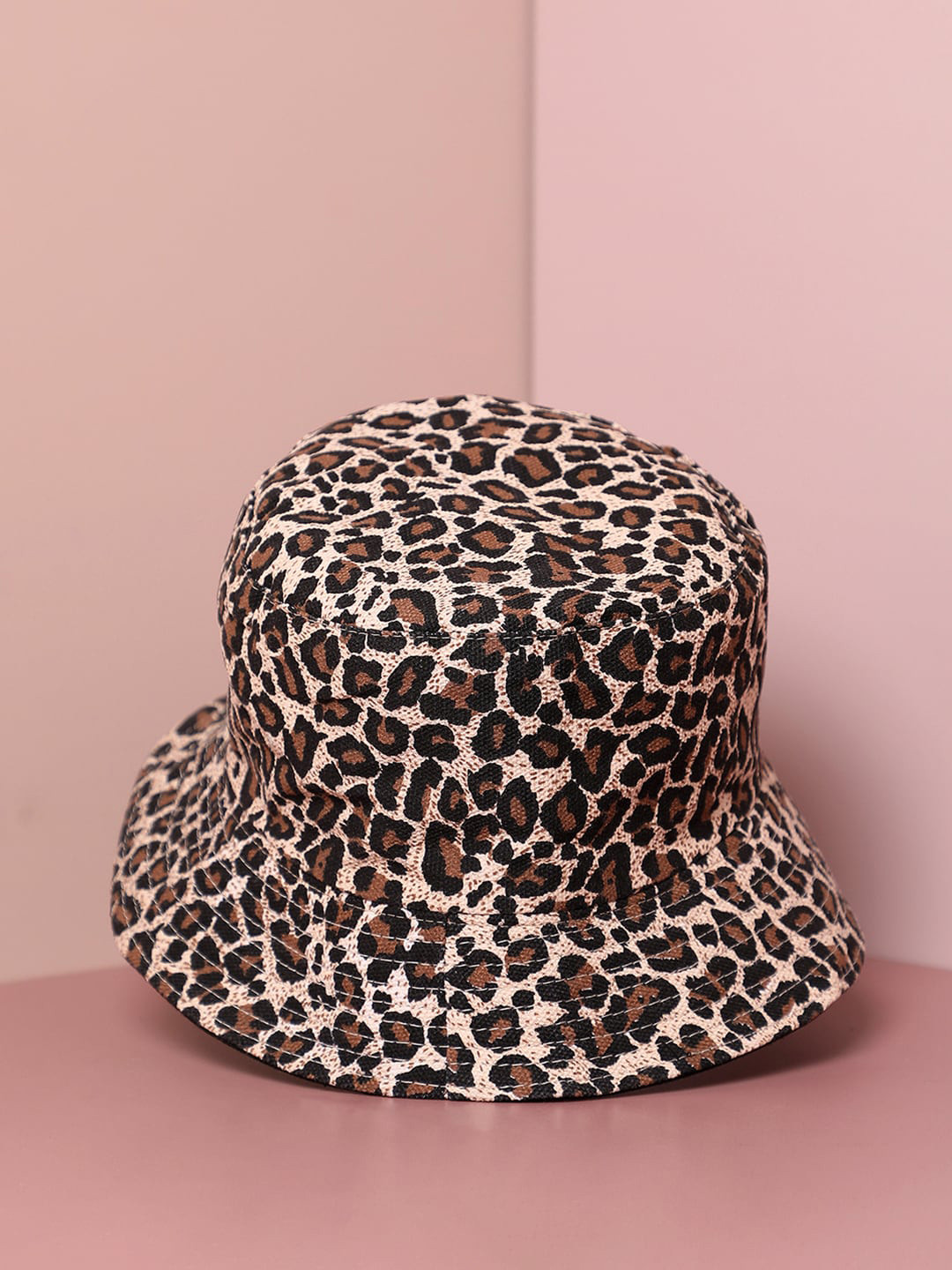 

French Accent Men Animal Printed Bucket Hat, Beige